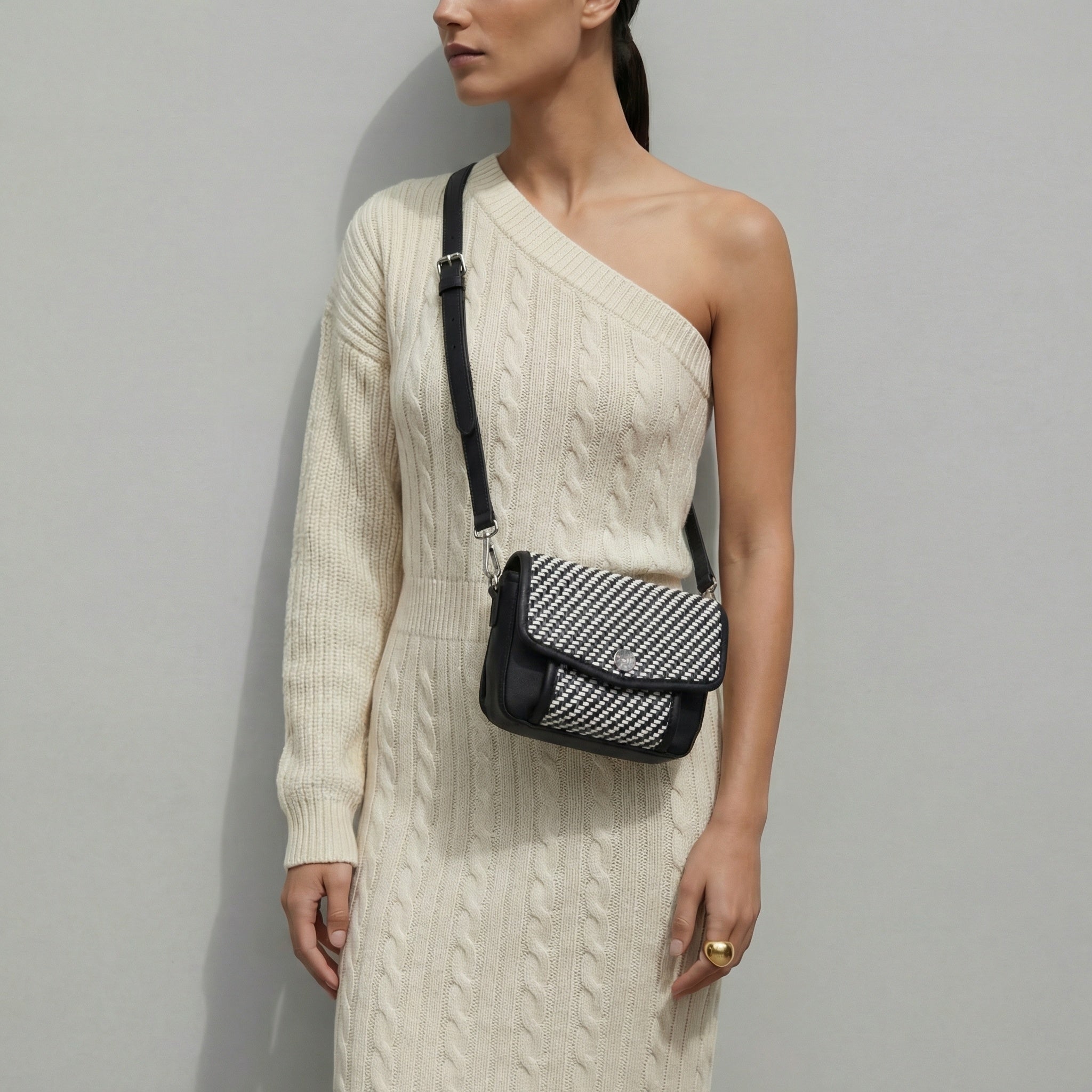 Thornbury Crossbody Bag